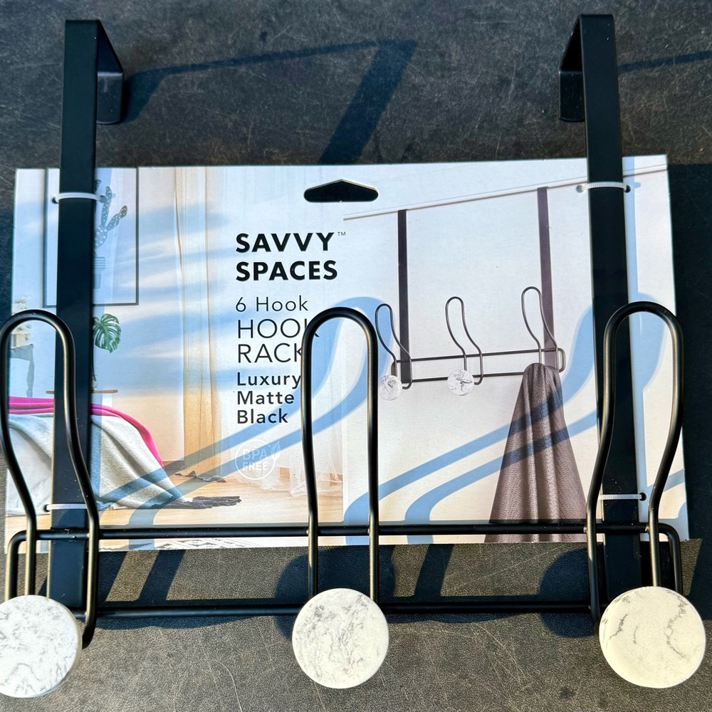 Black and White 6 Hook Rack